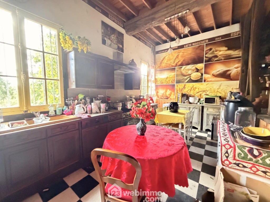 Photo 21
