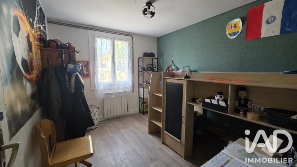 Photo 9