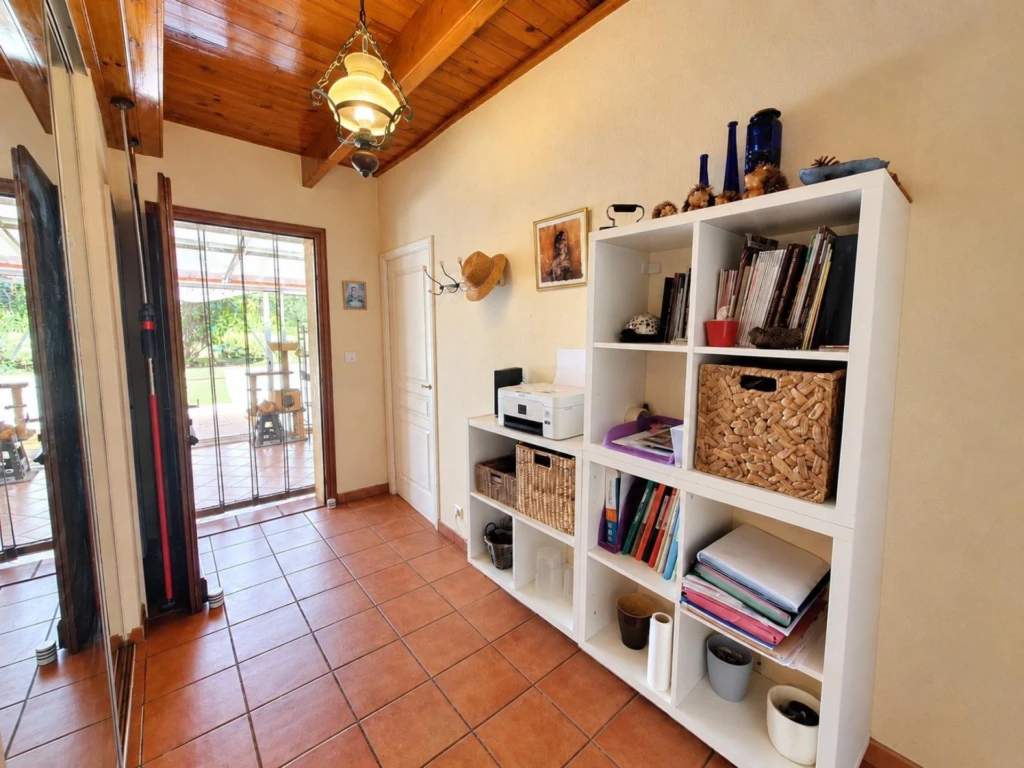 Photo 13