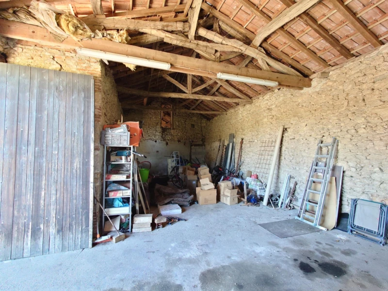 Photo 20