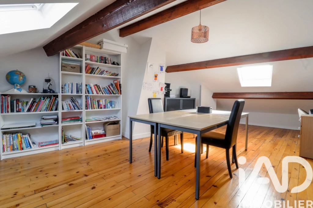 Photo 23