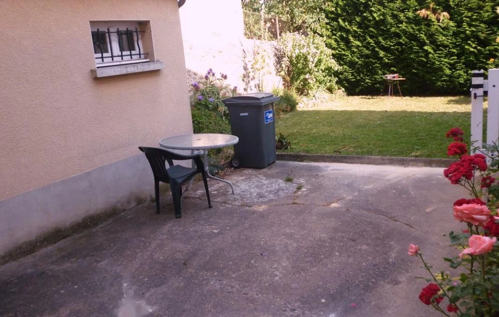 Photo 3