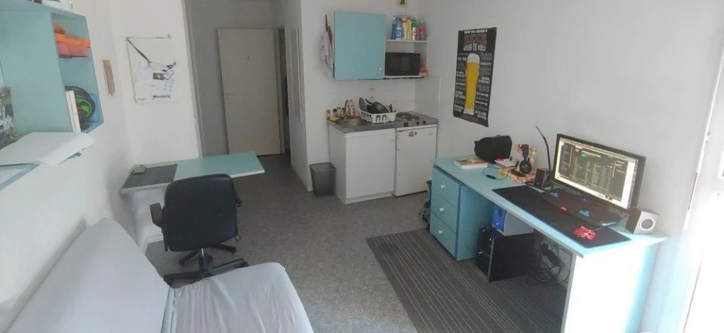 Photo 1