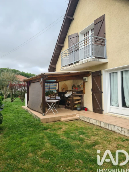 Photo 6