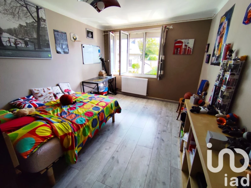 Photo 8