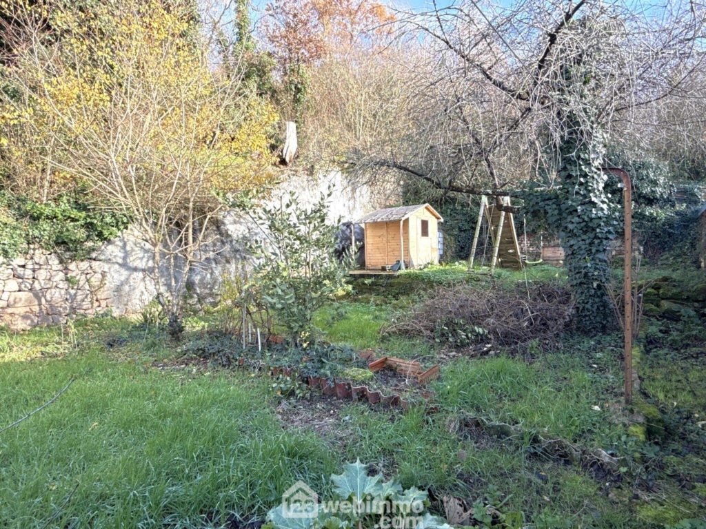 Photo 18