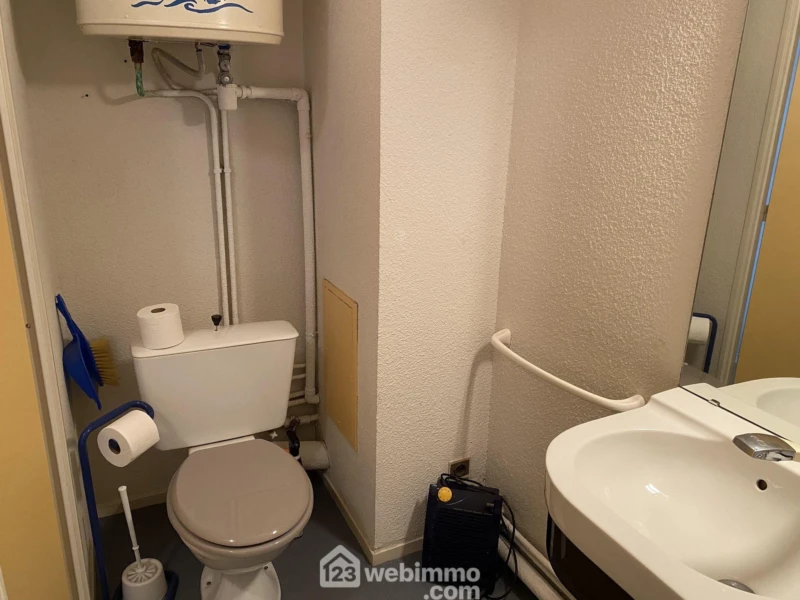 Photo 6