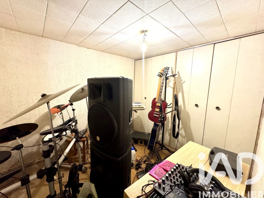 Photo 19