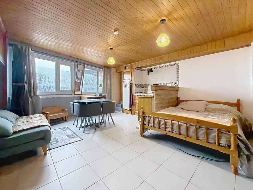 Photo 18