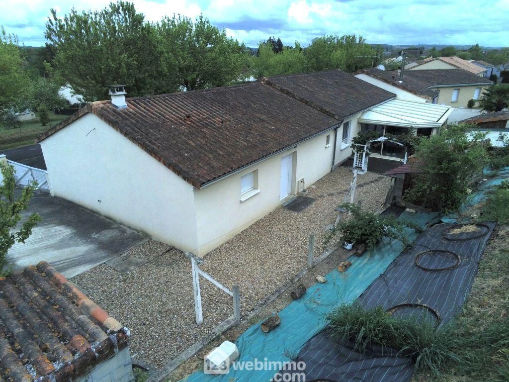 Photo 29