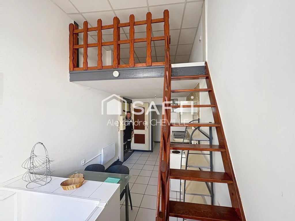Photo 12