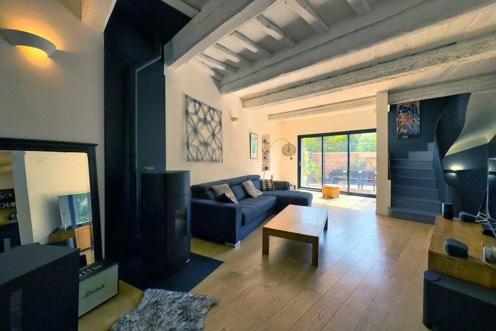 Photo 7