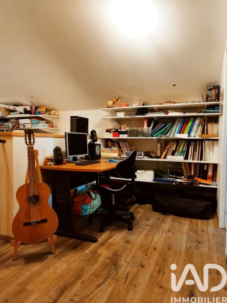 Photo 25