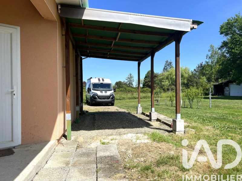 Photo 19