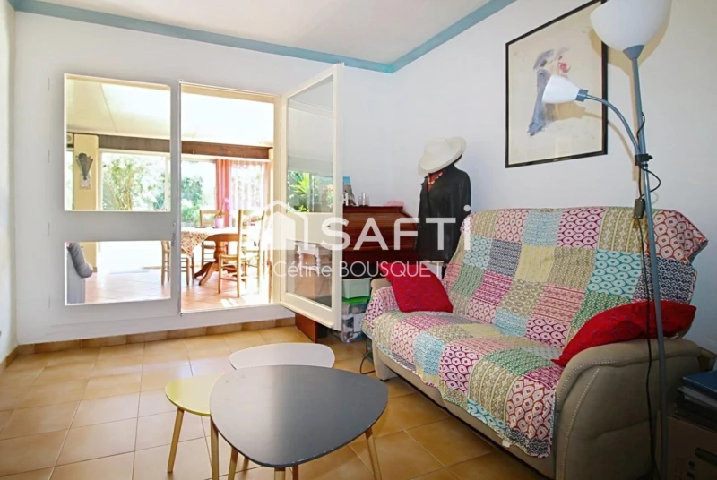 Photo 6