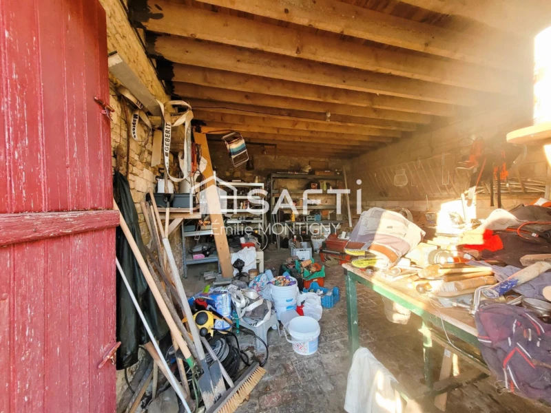 Photo 19