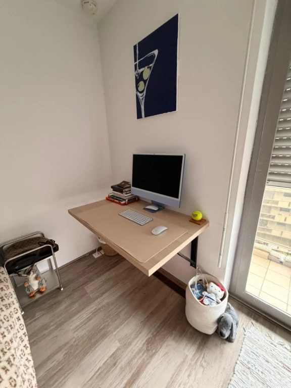 Photo 8