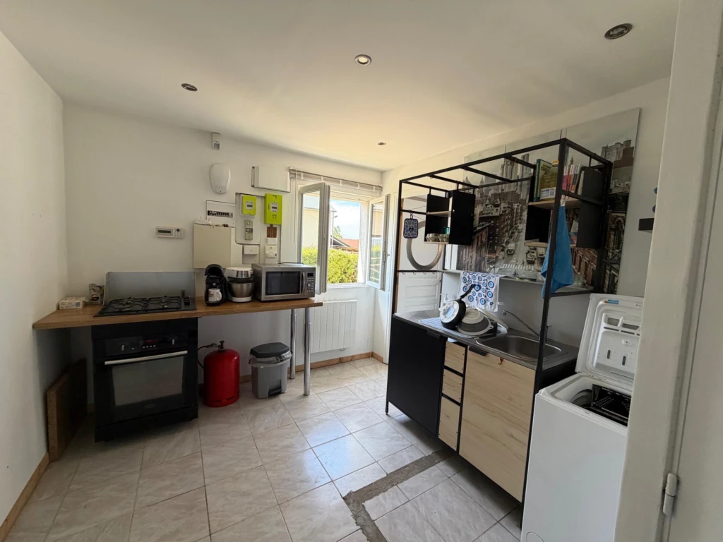 Photo 18