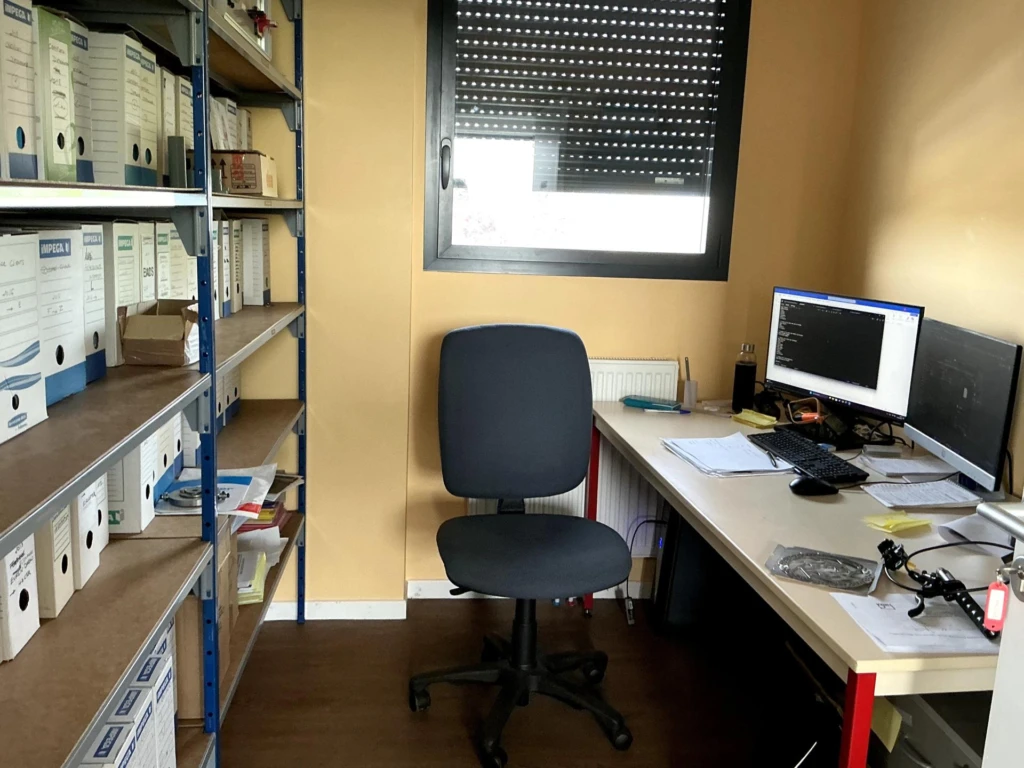 Photo 6