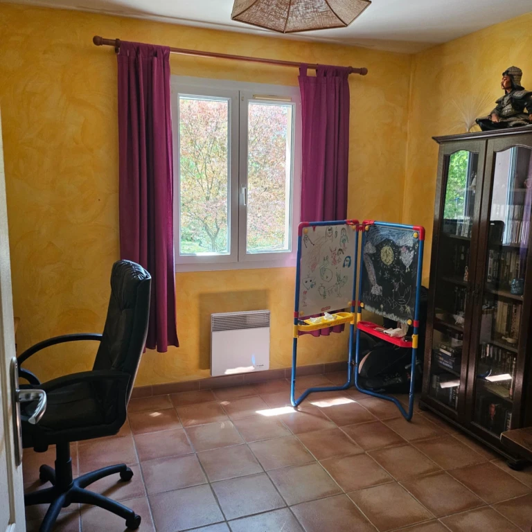Photo 19