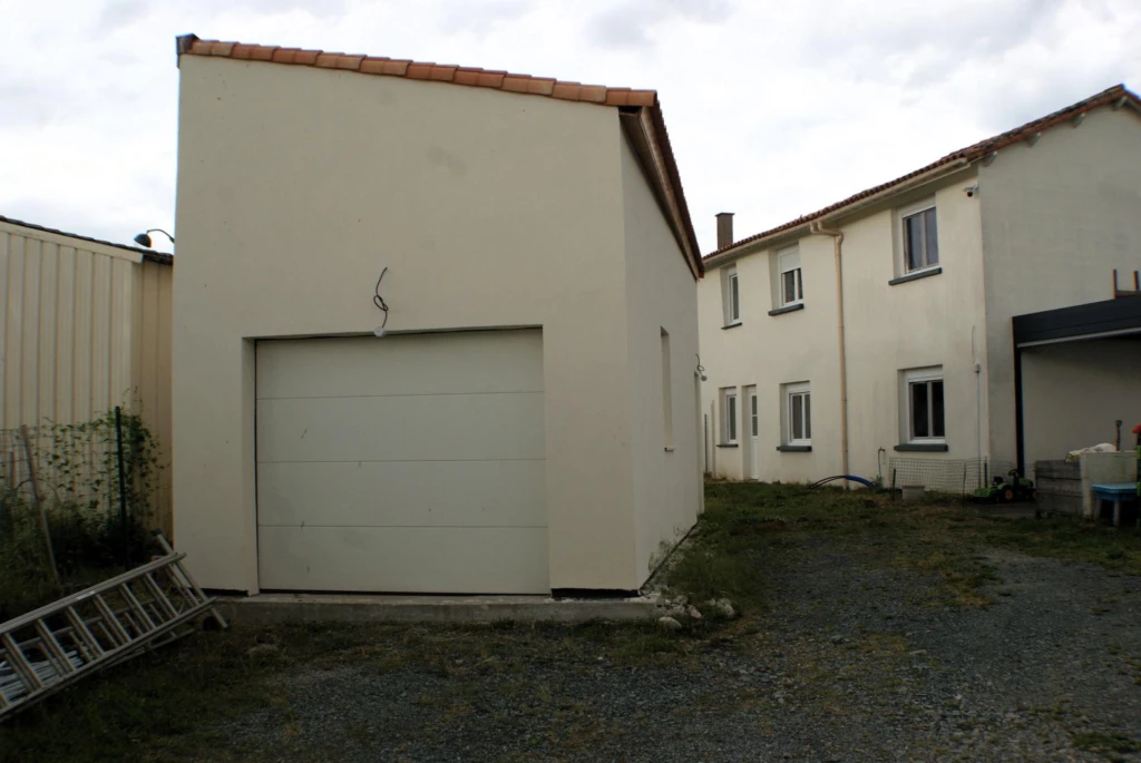 Photo 2