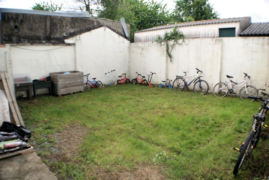 Photo 4