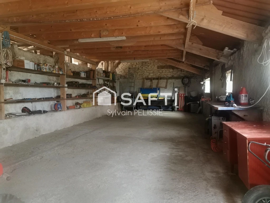 Photo 16