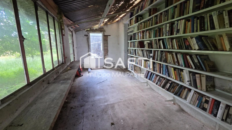 Photo 12