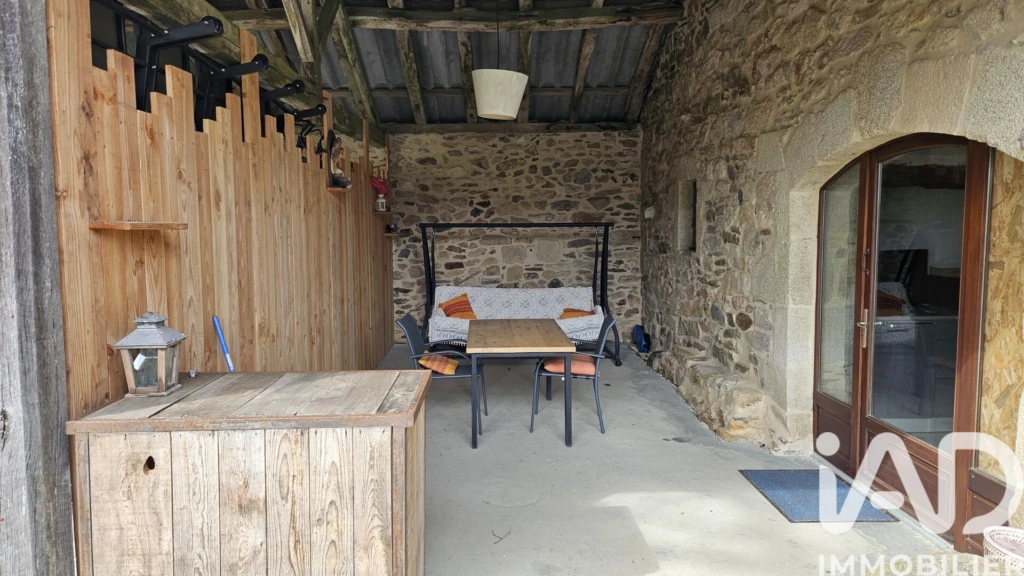 Photo 18