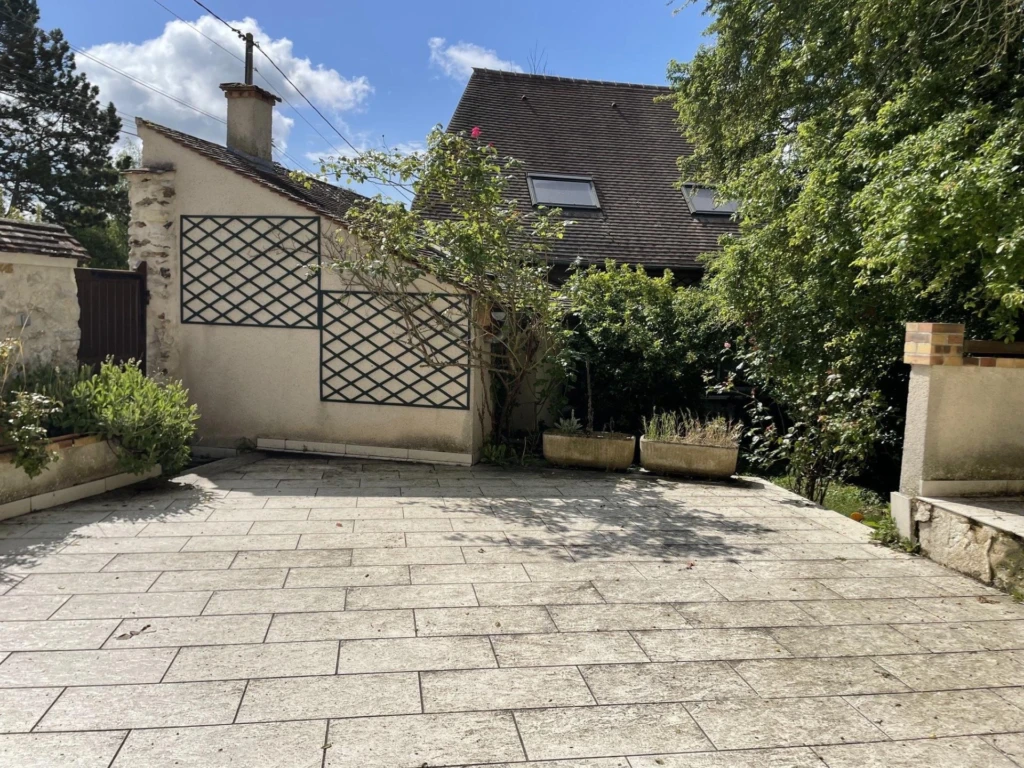 Photo 19