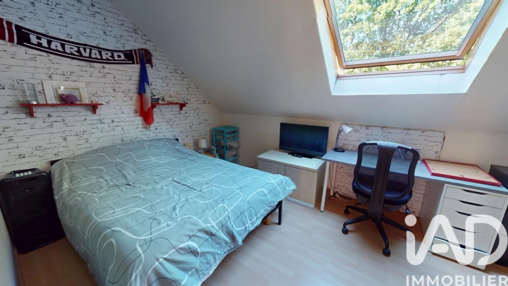 Photo 19