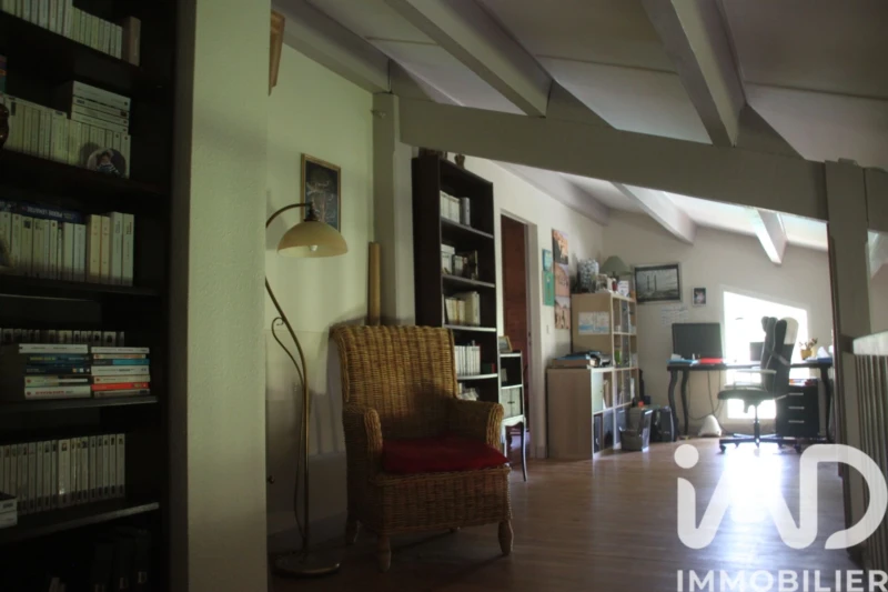 Photo 18