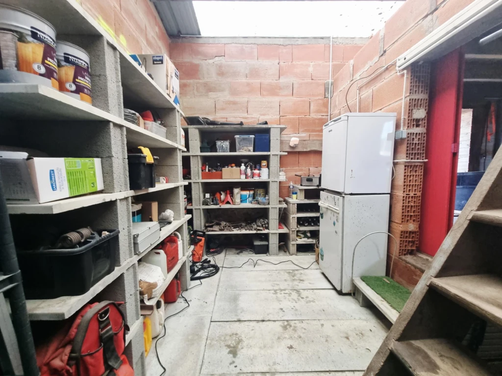 Photo 18