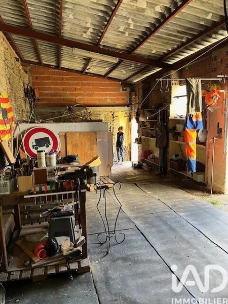 Photo 19