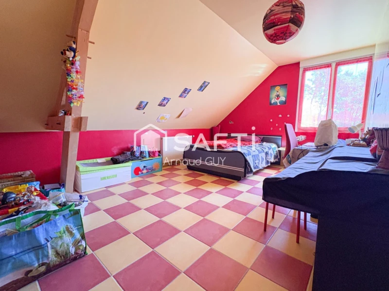 Photo 8