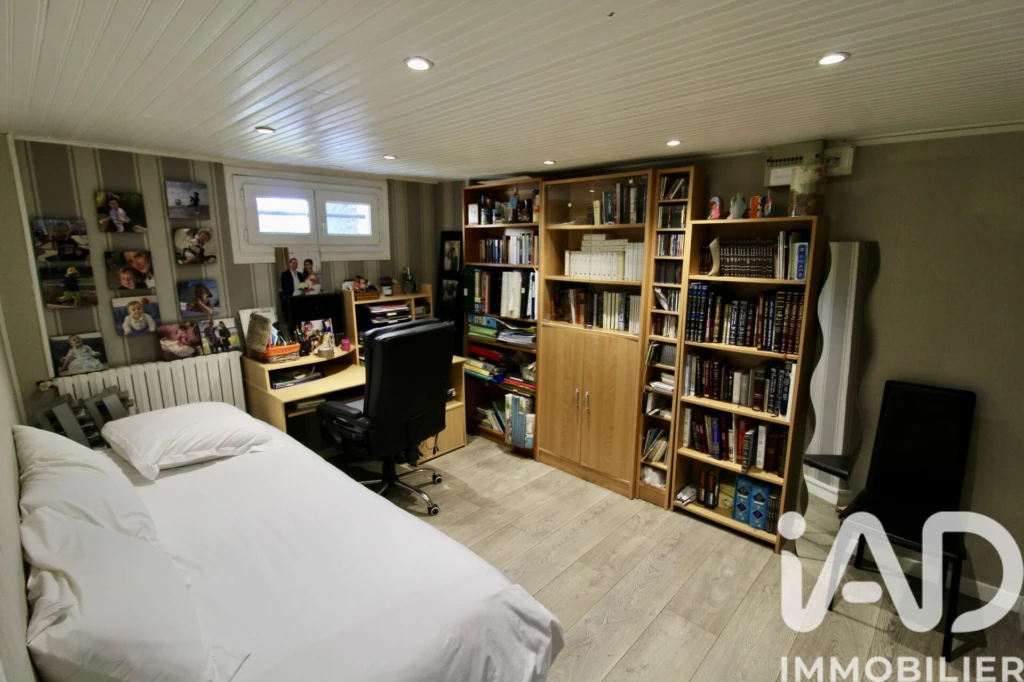 Photo 25
