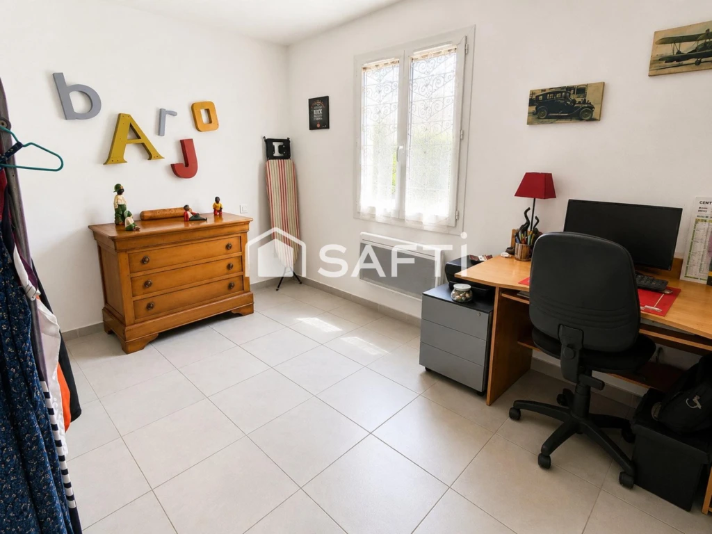 Photo 8