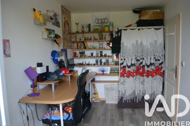 Photo 12