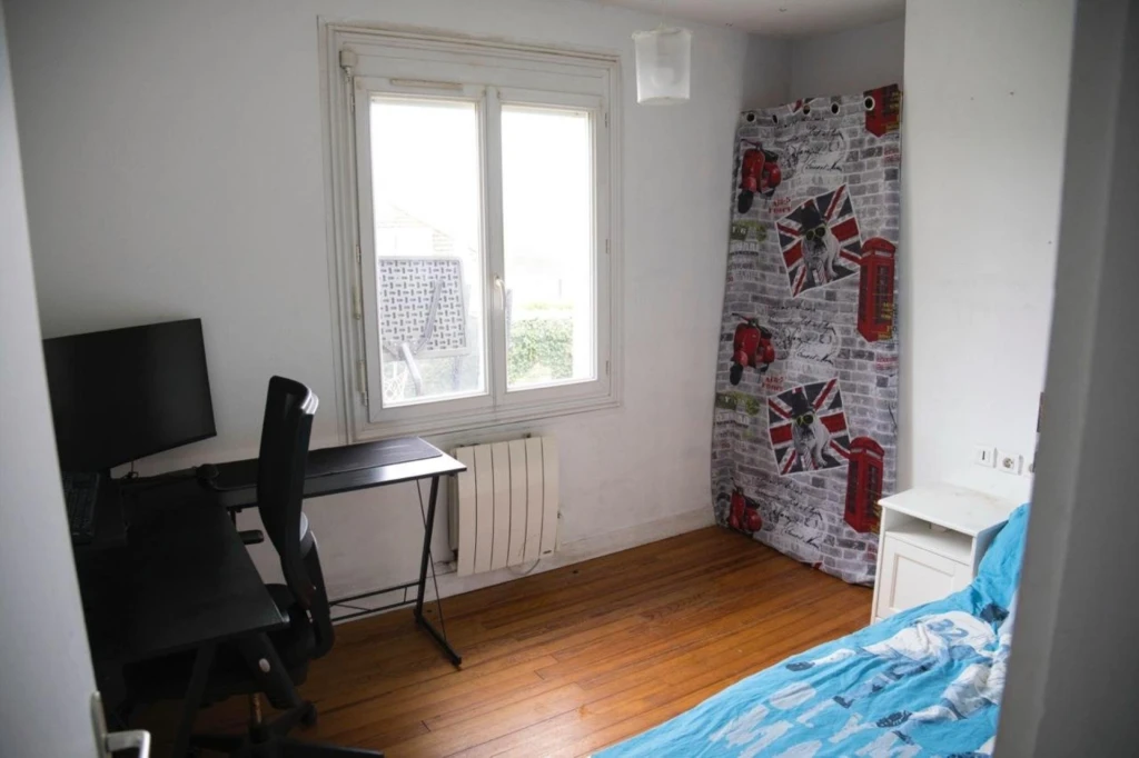 Photo 11