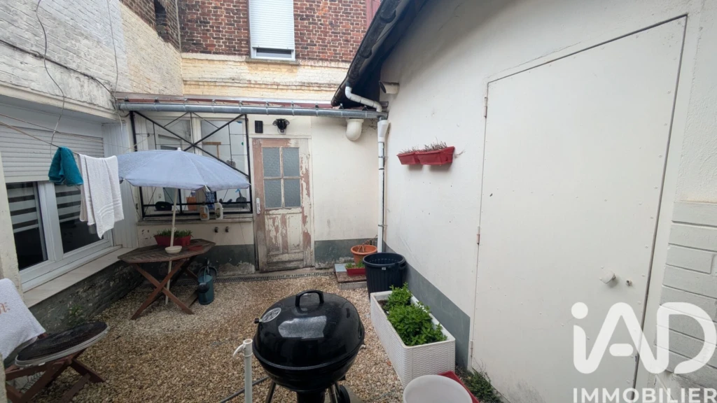 Photo 19