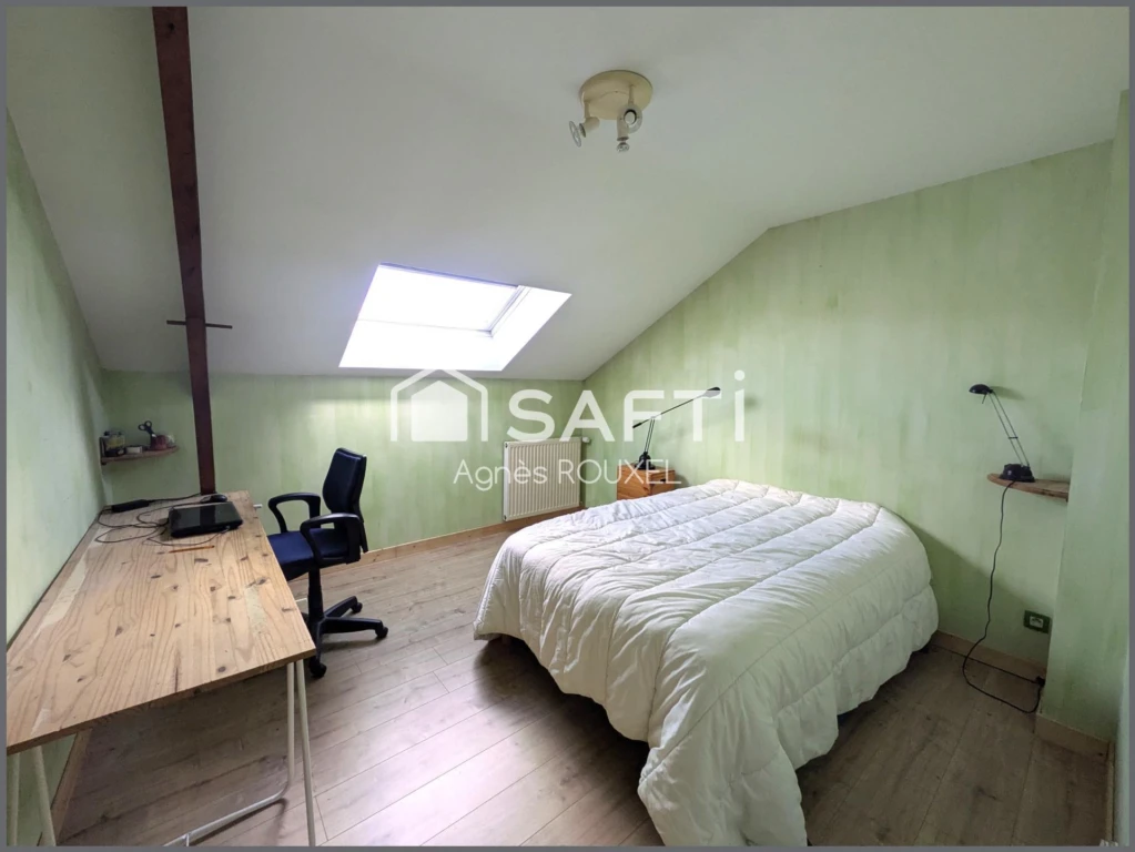 Photo 10