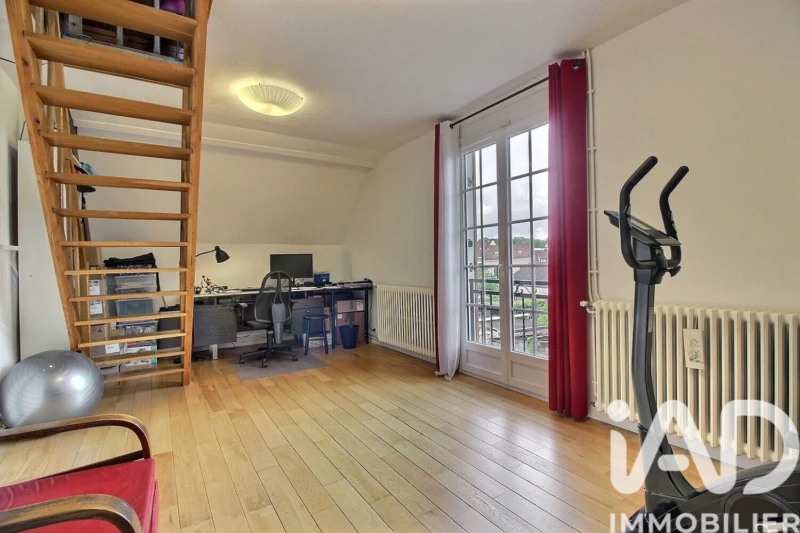 Photo 16