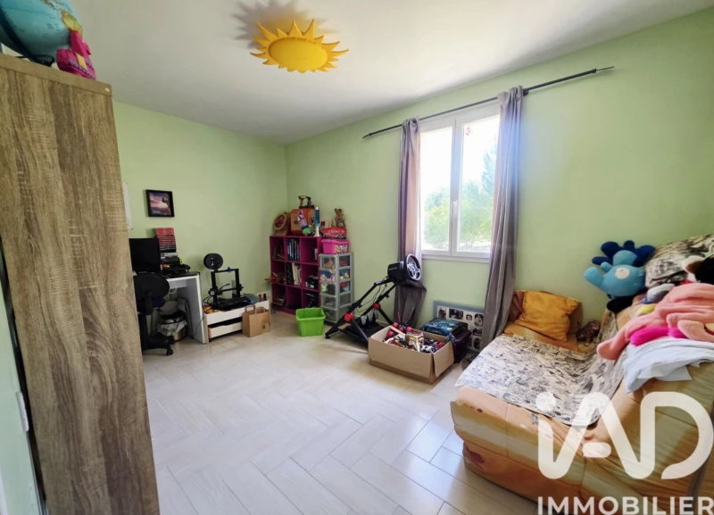 Photo 11