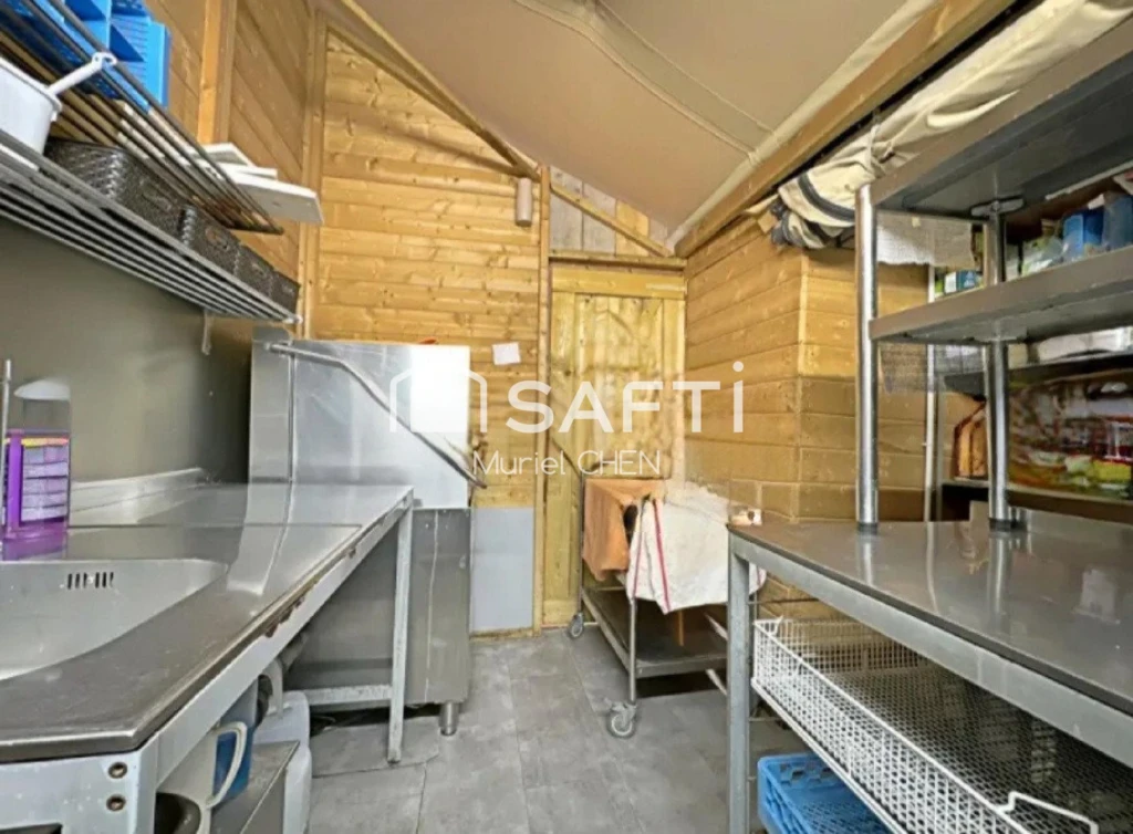 Photo 8