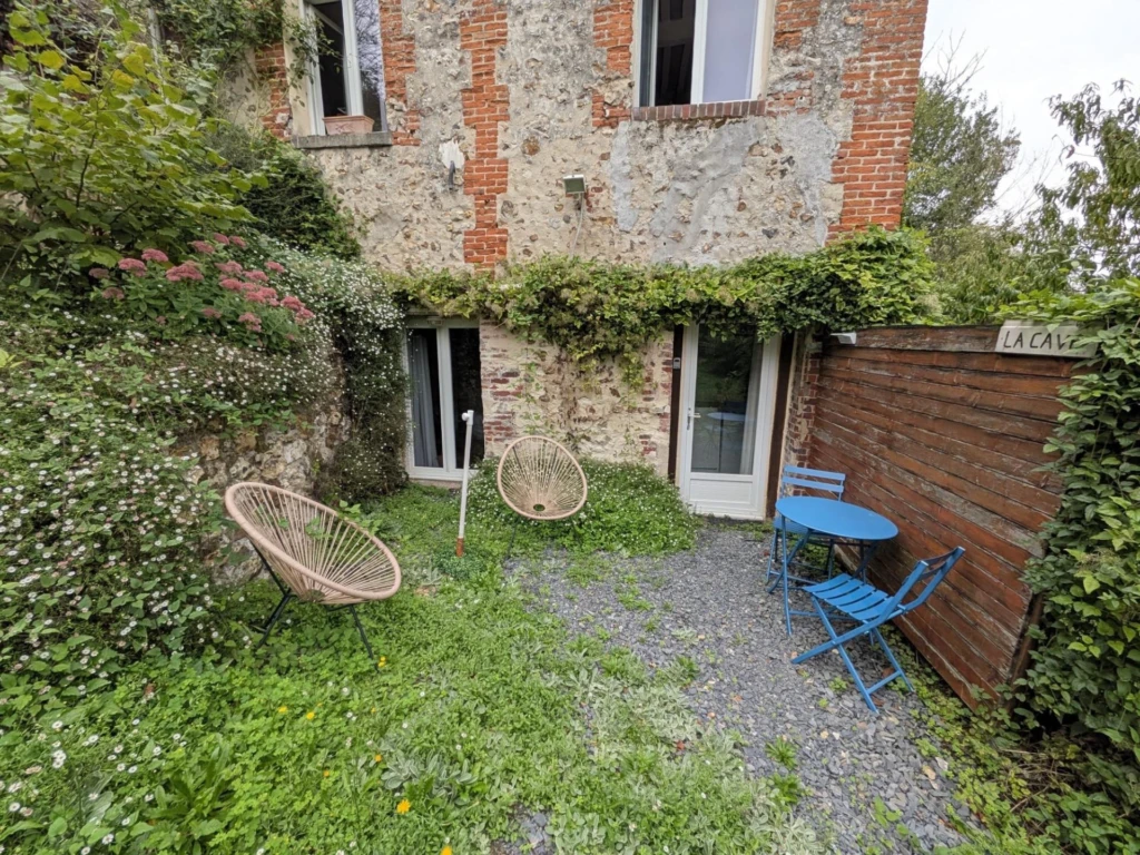 Photo 12