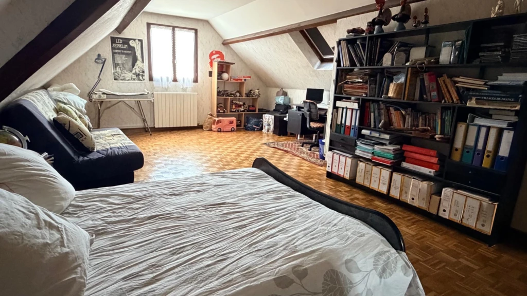 Photo 7