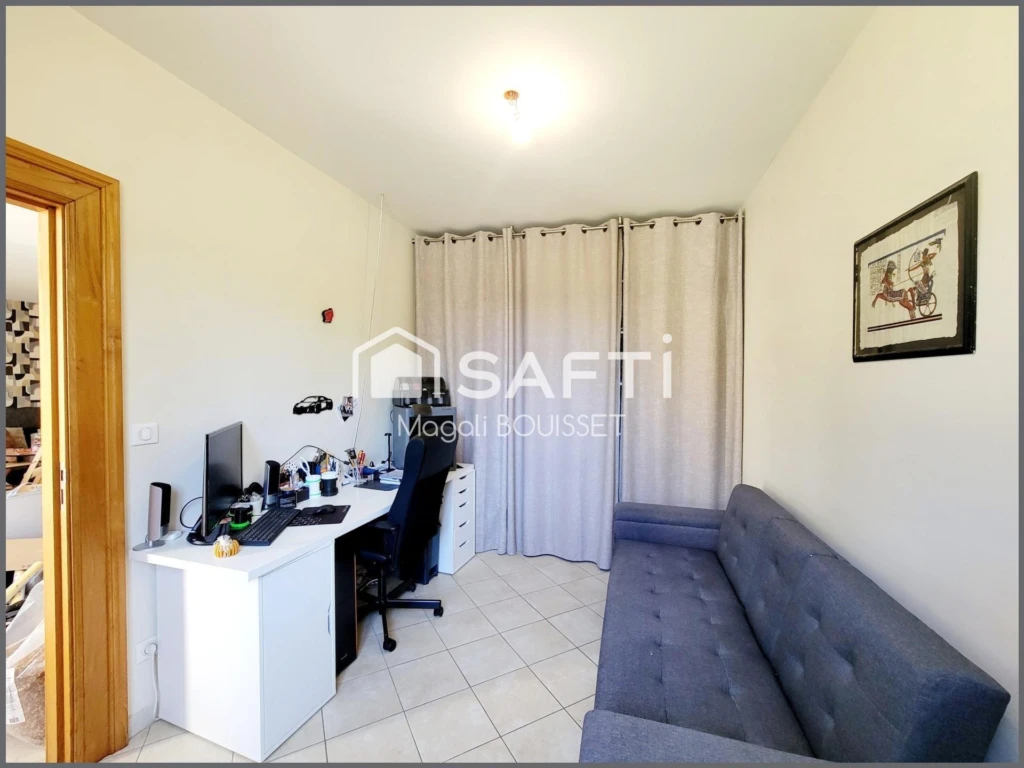 Photo 16