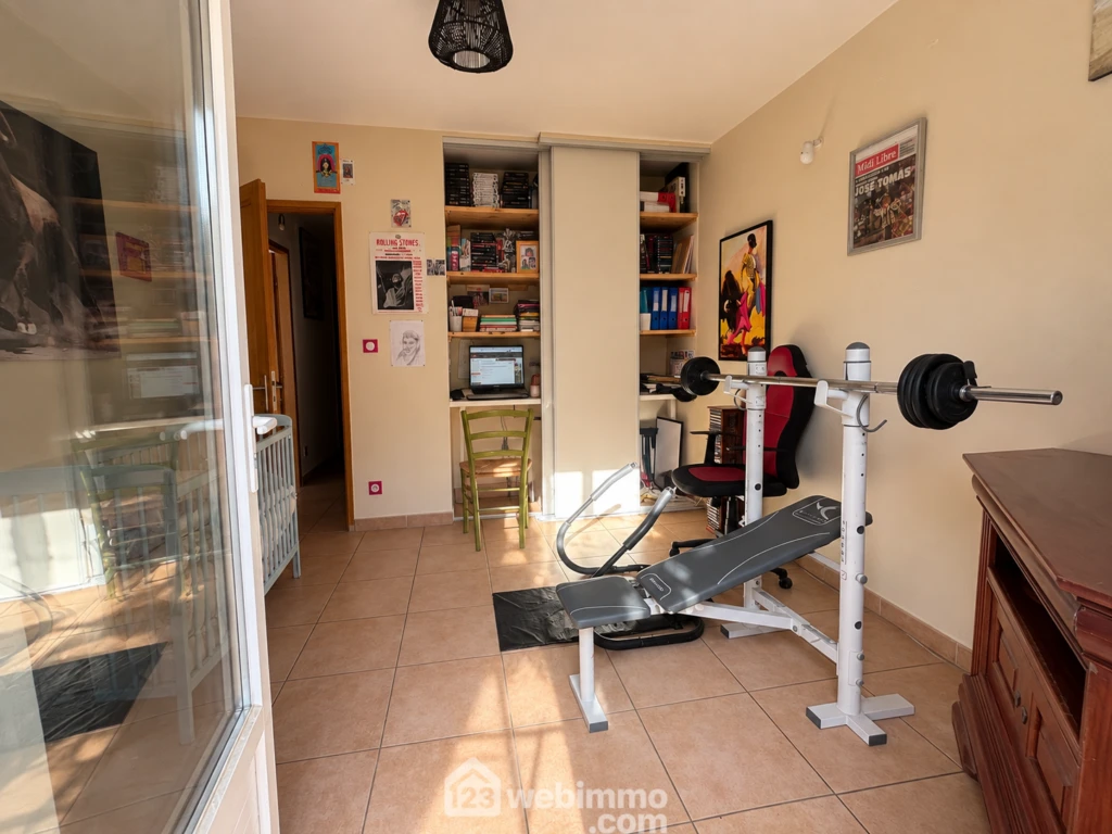 Photo 15