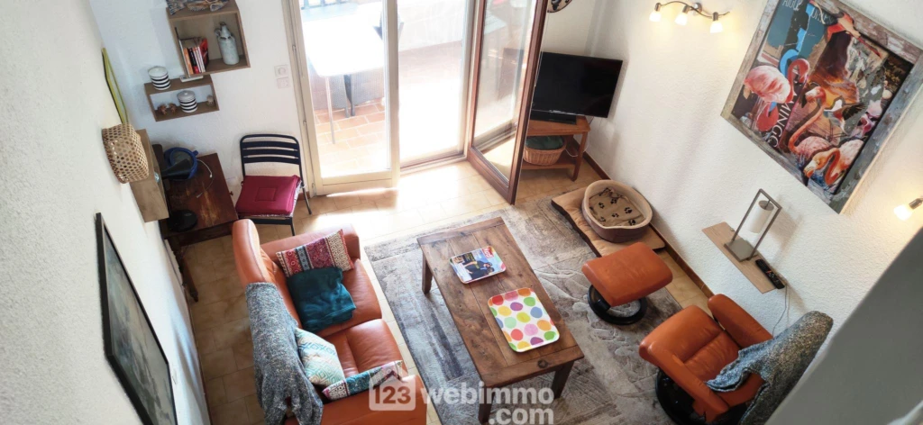 Photo 12