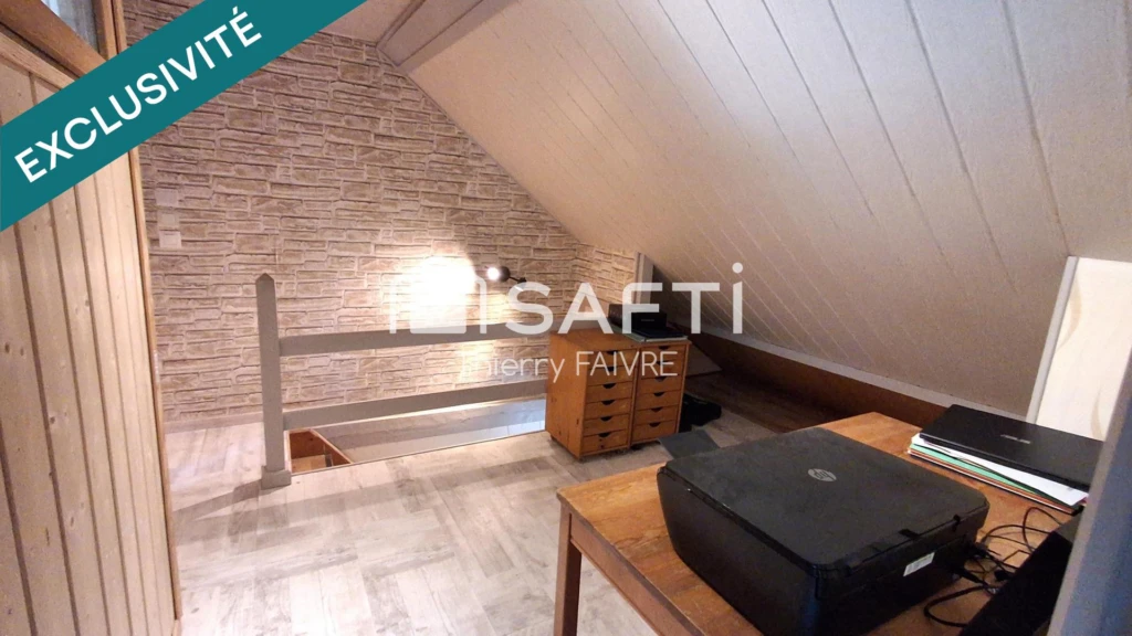 Photo 12